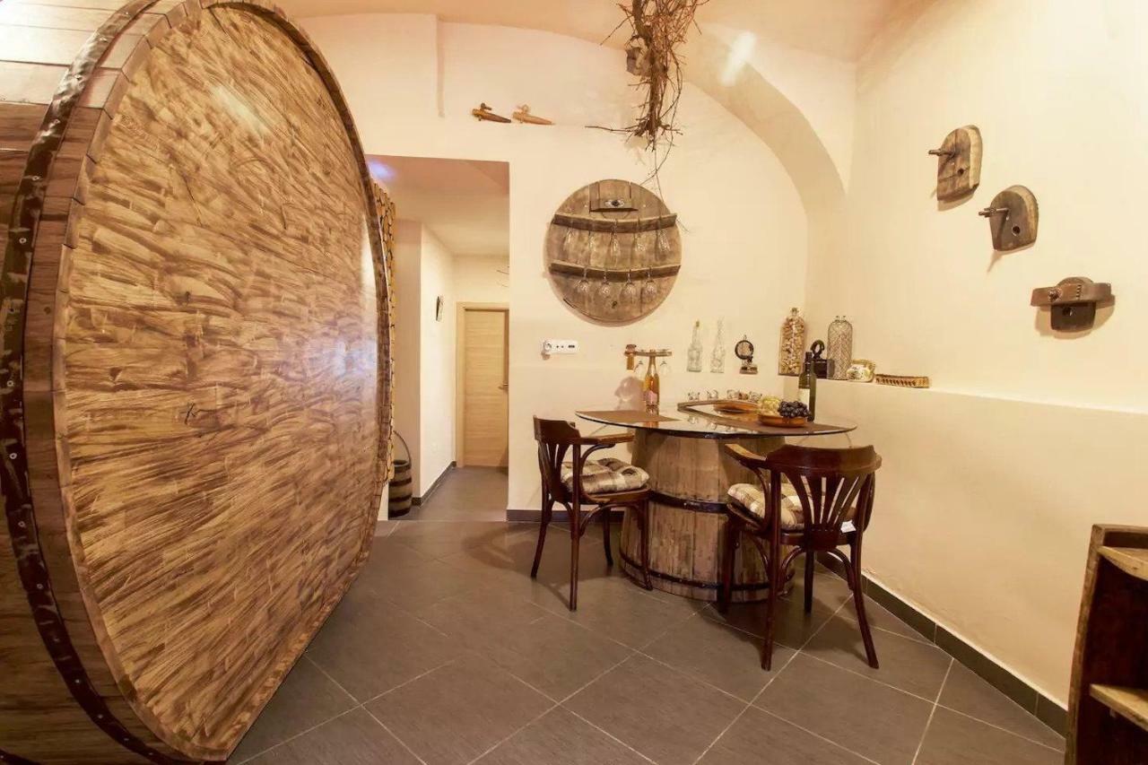 דירות לובליאנה Beer & Wine Cellar מראה חיצוני תמונה